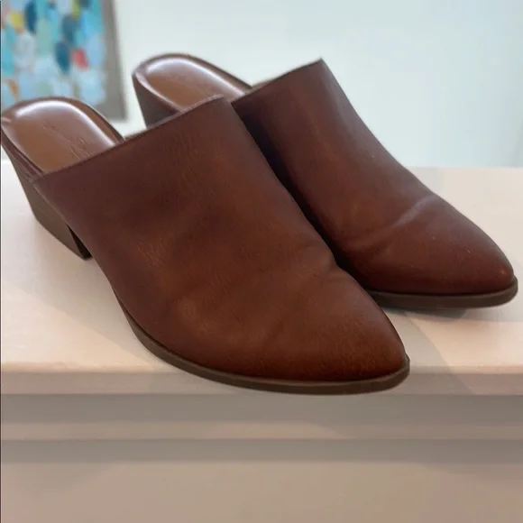 Universal Thread Brown Leather Mules with Pointed Toe - Picture 1 of 1